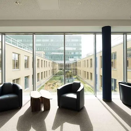 杜塞尔多夫克拉特城市酒店 酒店 4*